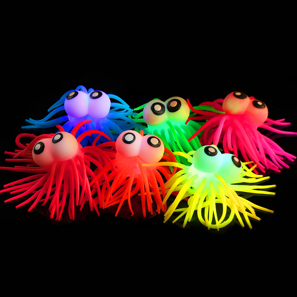 Flashing Bouncing Big eyes