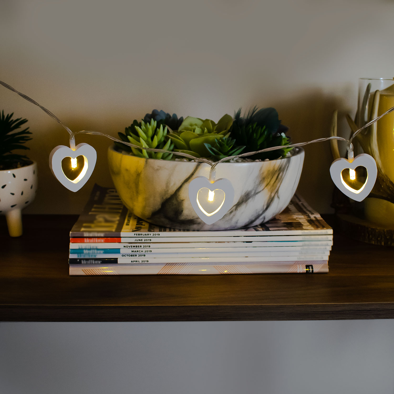 img-Wooden Heart String Lights-0
